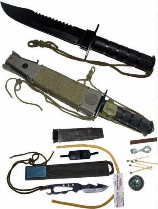 Nóż-Rambo-taktyczny-wielofunkcyjny-nóż-wojskowy-proca-dodatki