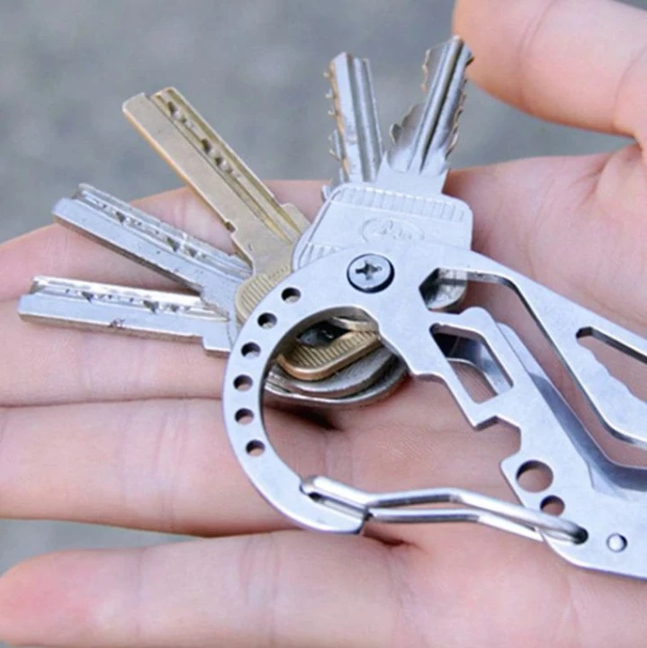 Karabińczyk_wielofunkcyjny_do_kluczy_multitool_na_klucze_brelokW.jpg